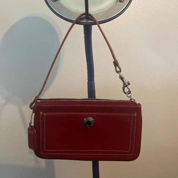 Coach wristlet - Picture 1 of 3